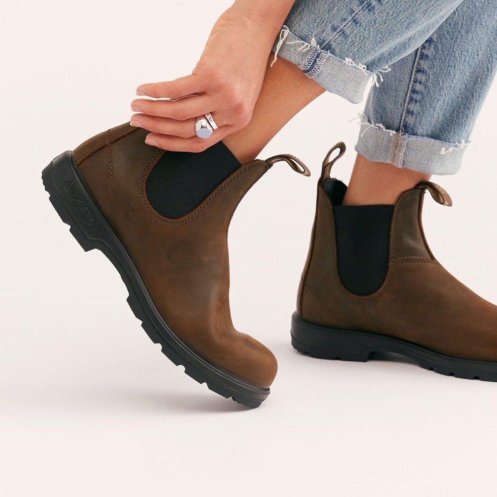 Blundstone Classic 550 Chelsea Boots Size 8 ANTIQUE BROWN.